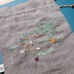 #프랑스자수 #소품 #스트링파우치에 #두더지 한마리요. #당근을 #탐하지 말기요~~~~ #소품자수반 #입체자수 #들꽃자수 #티매트 #사각티슈커버... 