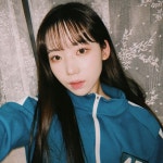 Pin page 방과후 설렘 on Twitter | Teenage girl, Classy, Universal music