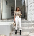 요즘 가로수 많이오네요히히 날씨가 좋아서 그릉가~~~❤️ 🎶🎶어제 공원코디 뒤에포인트 되어있는티!! 업뎃되었으니 구경가보세요❤️