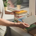 123RF 갬성에 있는 123RF코리아님의 핀 - 2021 | 독서, 도서관, 취미