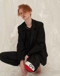 OYさんはInstagramを利用しています:「Logo blazer Joger pants #oy #오와이」
