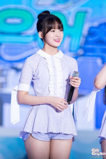 [PHOTO] 160730 봉화 은어 축제 - 오마이걸 by Girls Grapher | 예쁜 한국 여자, 한국 여자 패션, 한국 소녀