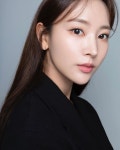 은 혜 on Instagram: “@ndovuu 💜 . . . . #배우프로필#클로즈업#인물촬영 #광고모델#뷰티모델#촬영문의#dm#라이브커머스 #selca... 