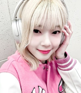 유니스 코토코 보정 유니스 코토코 보정 in 2024 | Laugh