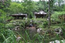 한 마디로 도시인들이 생활의 활력을 재충전 할 수 있게 돕는 곳, 운두령펜션