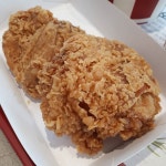 신메뉴 #치밥 #김치치밥 이 전에 먹었던 #데리야키치밥 보다 나은듯 #KFC #KentuckyFriedChicken #케이에프씨 #켄터키 #Kentucky... 