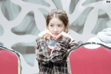 Pin de 권진주 en 엑시 ♡ Exy