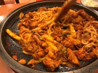 닭으로가 | 도산공원 맛집·닭갈비 전문점 - 망고플레이트 - 2021 | 요리, 식품 아이디어, 음식