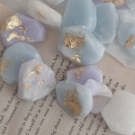 소품공방 꾸하쥬 在 Instagram 上发布：“#보석방향제 만들 때 즐거운 보석 방향제 💎 - 자격증반 등록하시면 커리큘럼으로 배워가실 수 있어요... 