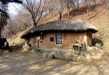 초가집 choga hanok - Google Search | Korean traditional house, Traditional architecture, Traditional house