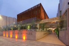 Pin by 이진옥 on flood | Restaurant facade, Architecture, Exterior design