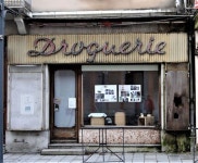 Épinglé par 성균 신 sur 진진가든 | Conception de boutique de café, Vitrines anciennes, Courtepaille