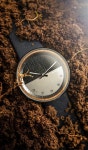The NIGHT | mens watch 남자시계 | VEJRHØJ 베아호이 - 2021 | 가죽, 광택, 호두 나무