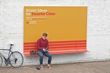 *아이비엠 스마터 빌보드 캠페인 IBMs Smarter Cities Billboard Campaign | 게릴라 마케팅, 그래픽 디자인 영감, 어반 가구