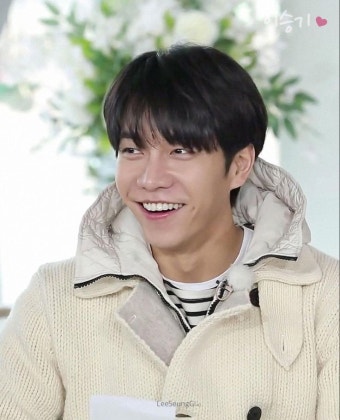 ;) adlı kullanıcının 이승기 Lee Seung Gi panosundaki Pin ;) adlı kullanıcının 이승기   Lee Seung Gi panosundaki Pin