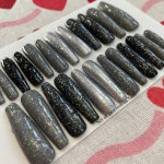 왓츠 유어 네일(WHAT'S YOUR NAIL) | press on nails에 있는 Whatifiwasqueen님의 핀