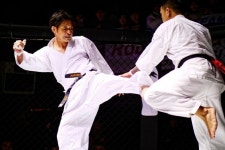 >>Arzalet.4<< kyokushin karate Jaehak kim (🇰🇷) WIN! 풀컨텍 극진가라데 한국 김재학 선수 상단 돌려차기 한판승
