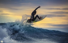Pin page Pin by ☮ Doug M ♞ on Surf ෴ Sand ☼ Skate 유 | Surfing photography, Surfing, Surfing photos