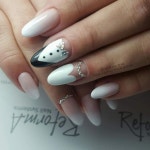 Pin by 운라 김 on jewelry art | Nail services, Nail designs, Nails