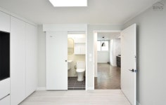 [시흥 문영센스빌 22평 아파트] 오래되고 작은 평수 아파트의 드라마틱 한 변신!! 웨인스코팅과 헤링본 마루의 조합으로 넓고 고급스러운... 