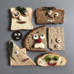 Cartoonish Bread Faces and Other Wheaty Characters by Sabine Timm — Colossal | 푸드 아트, 식품 아이디어, 점토 음식