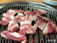 횡성 한우마을의 숨은 맛집, 문화정육점 생고기 숯불구이 | Food, Korean food, Pork
