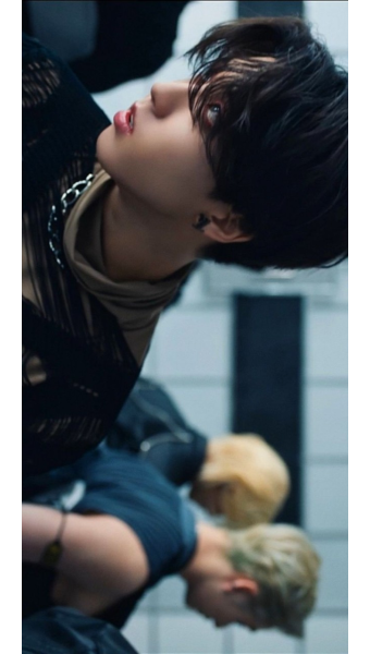 Stray Kids (스트레이 키즈) UNVEIL : TRACK 1 
