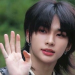 Hwang Hyunjin TH Official on Instagram: 1위 고마워😘🔥🔥 #현진 #Hyunjin #ヒョンジン #Hyunjinnie #chkchkboom #StrayKids... 