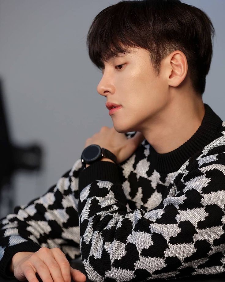지창욱, 다채로운 활약에 팬들 열광…여러 장르와 케미터지 넘나들며 화제