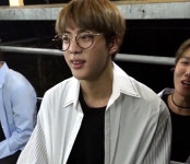 Beans adlı kullanıcının lq bts | 방탄소년단♡ panosundaki Pin