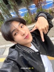 Aom (어엄)