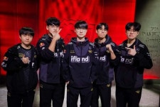 Pin page Pin on T1 티원 | Esports, League of legends, Lol