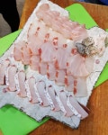 회드시면 탕도 맛보실수 있습니다  당분간 민어회는 계속됩니다요  ㆍ  ㆍ  ㆍ  ㆍ    #남해바다마차 #위판장 #민어회  #민어 #숫치민어 #술도둑... 