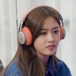 Pin by ℬ𝗋𝗈𝗈𝗄𝗅𝗒𝗇 on Ive : 이브