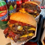 맛고집 | 먹스타그램 on Instagram: 외관부터 뉴욕 분위기 뿜뿜, 직접 만드는 수제버거에 푹~ 간판부터 미쿡 느낌이 물씬 나는 헤이로라의... 