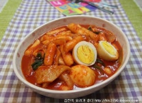 한끼식사대용으로 충분한~  밥말아 먹는 국물떡볶이 *^^* | 요리, 식품 아이디어, 음식 요리법