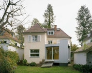 Pin page Pin by Uwazota우와조타 on Architecture+interior 🕌⛩🏘 | Architecture exterior, Loft home design, Architecture