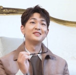 늘너뿐이야 온유♥オニュ on Twitter: 안경진기 더주세요 많이주세요…  in 2020 | Shinee, Kim kibum, Jonghyun