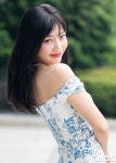 요즘 레드벨벳 조이가 꽂힌 사진 포즈 2가지 요즘 레드벨벳 조이가 꽂힌 사진 포즈 2가지 | Red velvet, Red velvet joy, Velvet