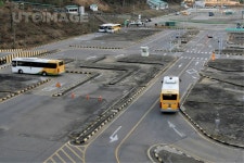 유토이미지 | 도로교통공단 운전면허 대형면허 코스 시험장 도로교통공단 운전면허 대형면허 코스 시험장  Yanggiri, 사진, 도로교통공단... 