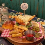 美食一餐에 있는 핀