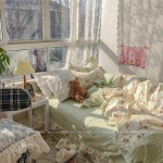 Pin by 𝐤𝐚𝐧𝐡𝐨𝐬𝐡𝐢𝐧 on 내가 좋아하는 것 in 2023 | Room inspiration bedroom, Room makeover bedroom, Dorm... 