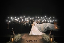 MJ컨벤션 다이너스티홀 웨딩본식스냅 서브스냅 [빛새김사진관] 부천 엠제이 스냅촬영 견적 공유 어두운 웨딩홀 플라워샤워... 