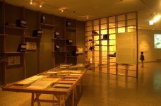 exhibition에 있는 유준아님의 핀