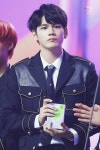 ปักพินโดย 정명 지 ใน 옹성우❤️