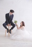 아이웨딩 > 브랜드 > 웨딩스튜디오 > 클로드 원스(ONCE)(웨딩스튜디오) - 2021 | 사진, 신부, 흑백 사진