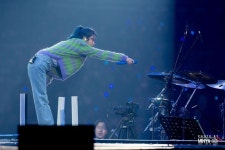 Pin by 봄|Bom on 내 사랑들 | Concerts in seoul, Concert, Love poems