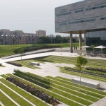 * 선큰 스트라이프 공원 [ Chyutin Architects ] BGU University Entrance Square