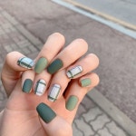 Pin by 경주 김 on 체크 | Cute nail art designs, Nail art, Cute nail art