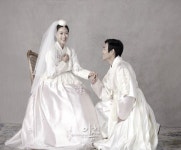 안녕하세요 이승현한복입니다. 오늘은 신부님들의 로망이죠! 이승현한복의 한복드레스를 소개하려고 합니다... | 한복